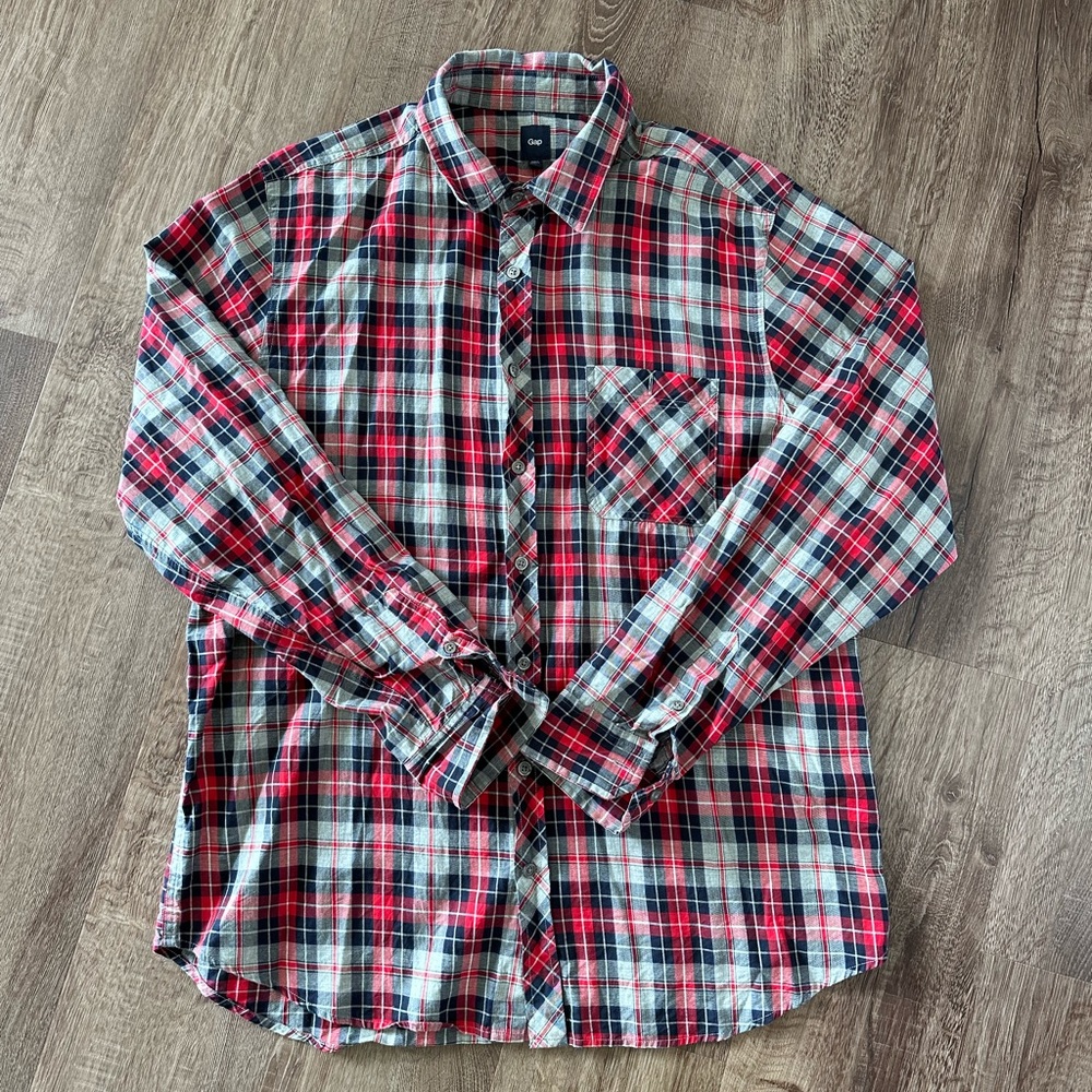 Gap plaid button-up